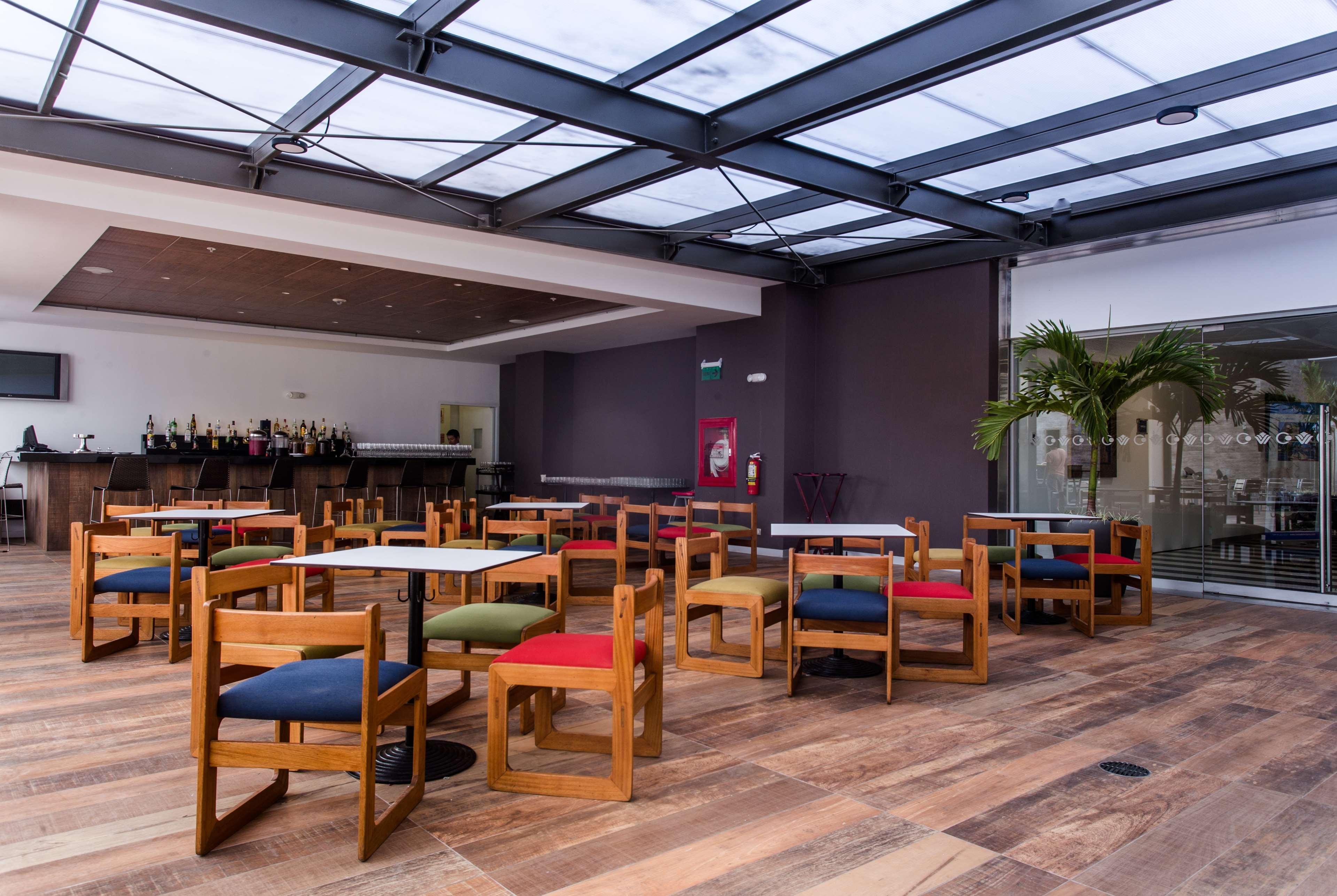 Wyndham Costa Del Sol Tumbes Hotell Eksteriør bilde