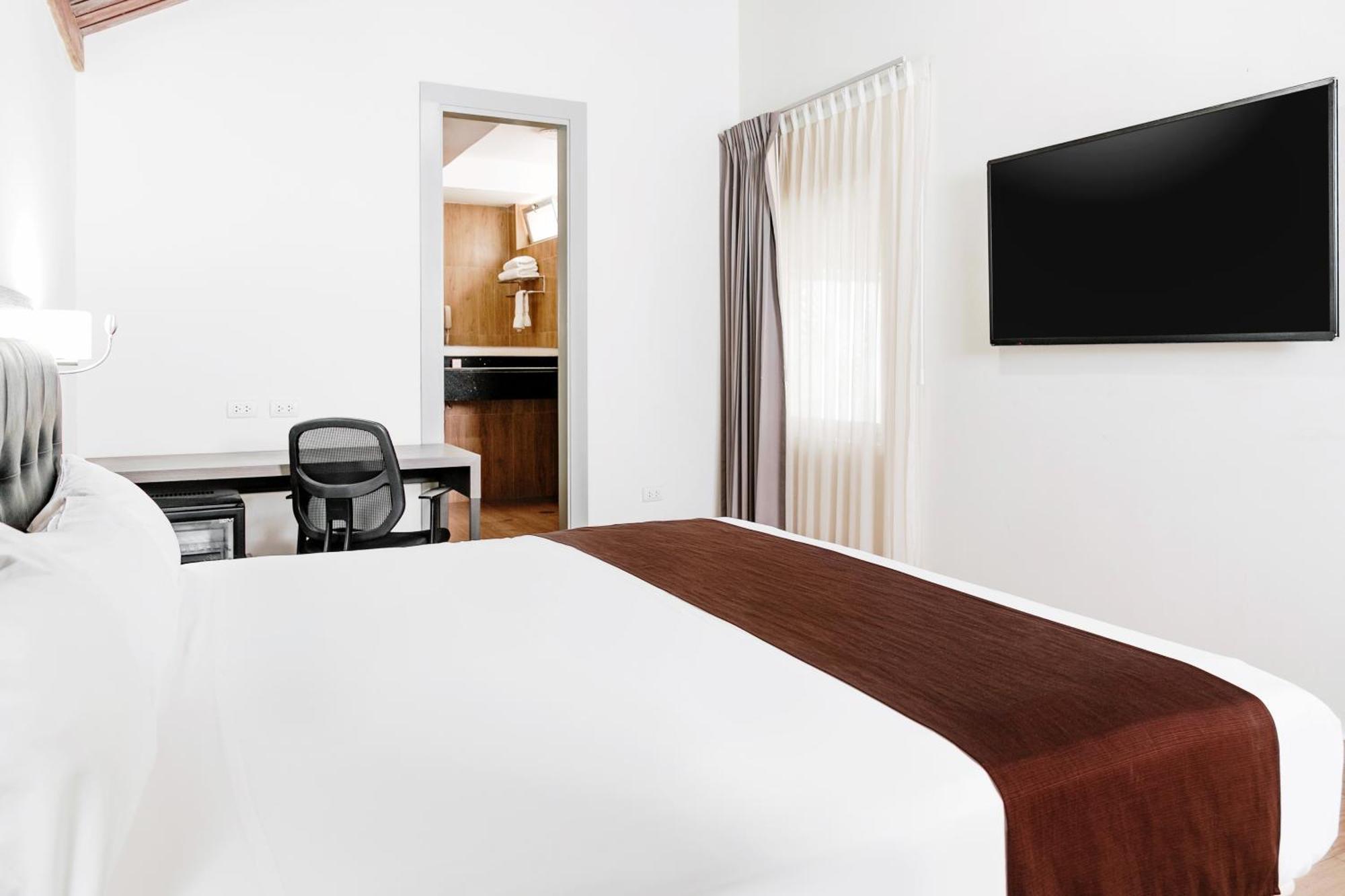 Wyndham Costa Del Sol Tumbes Hotell Eksteriør bilde