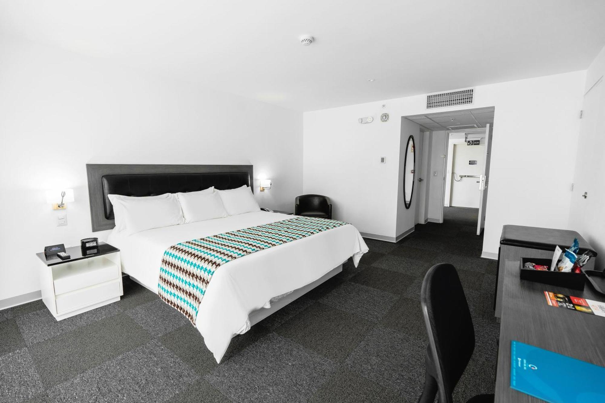 Wyndham Costa Del Sol Tumbes Hotell Eksteriør bilde