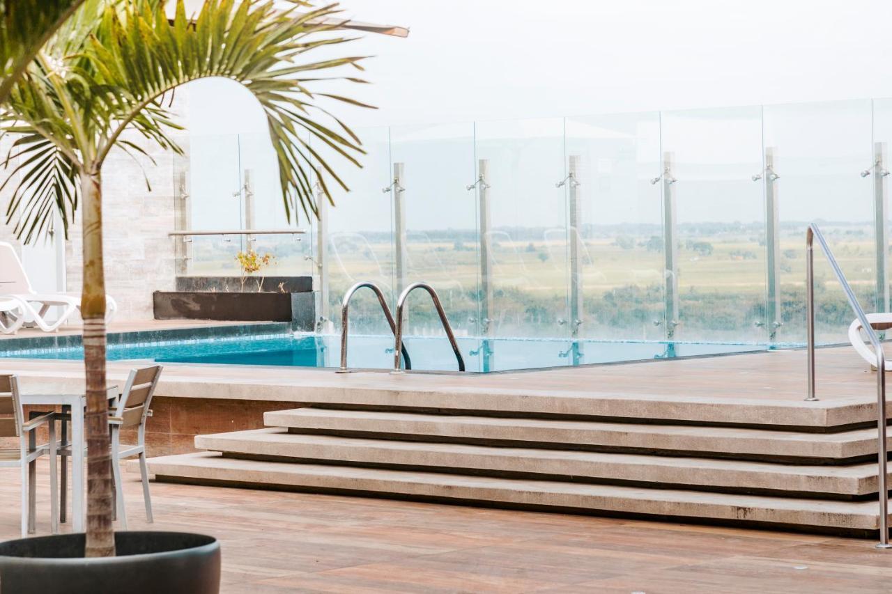 Wyndham Costa Del Sol Tumbes Hotell Eksteriør bilde